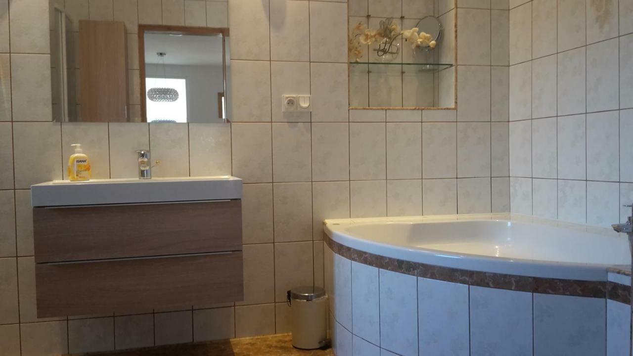 Gdynia Orlowo Honey Apartment Bagian luar foto